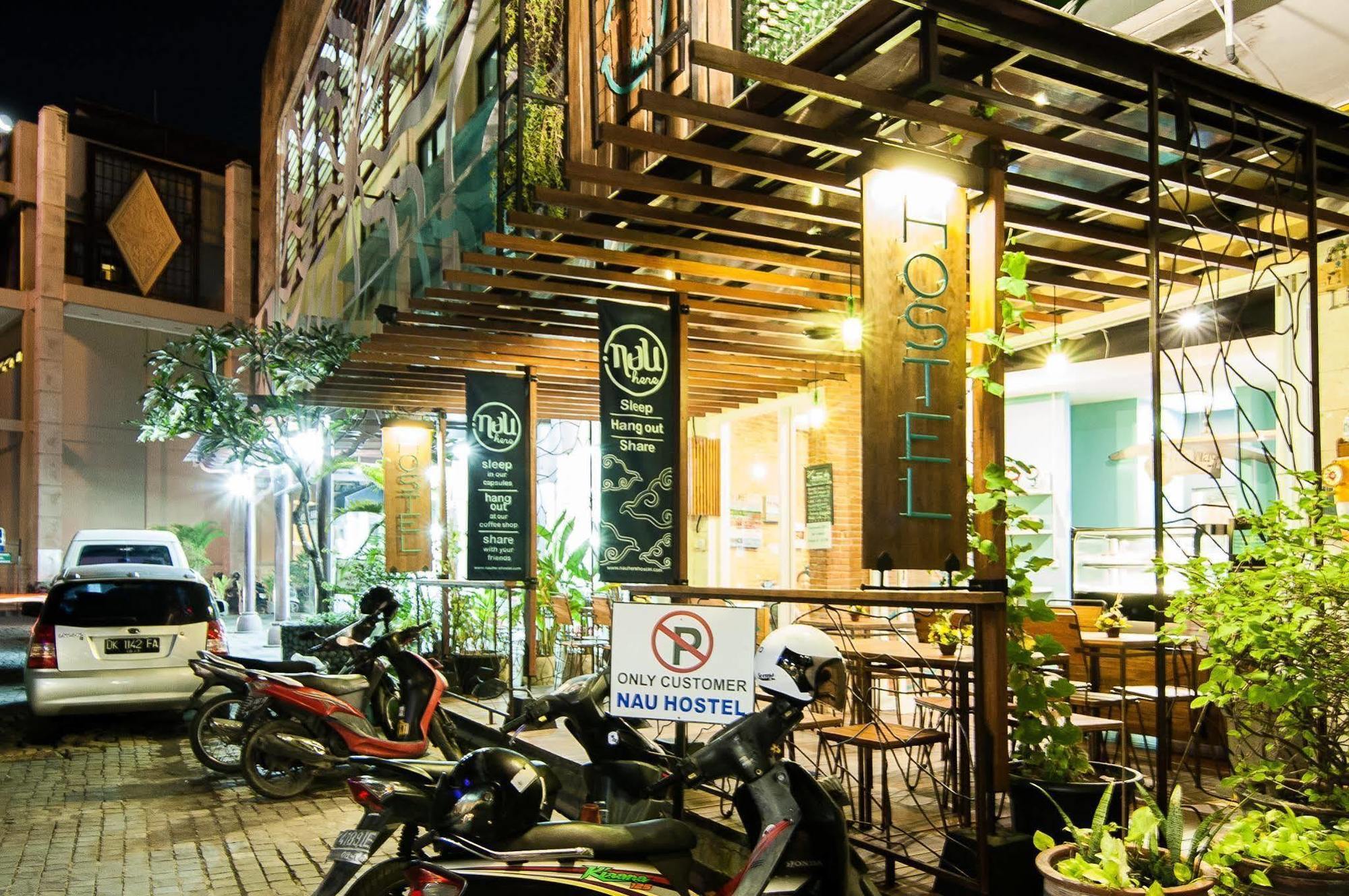 Nau Here Hostel Kuta Lombok Kültér fotó